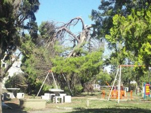plaza españoles tormenta abril 2012